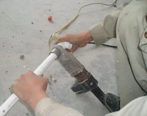怀集漏水维修电话